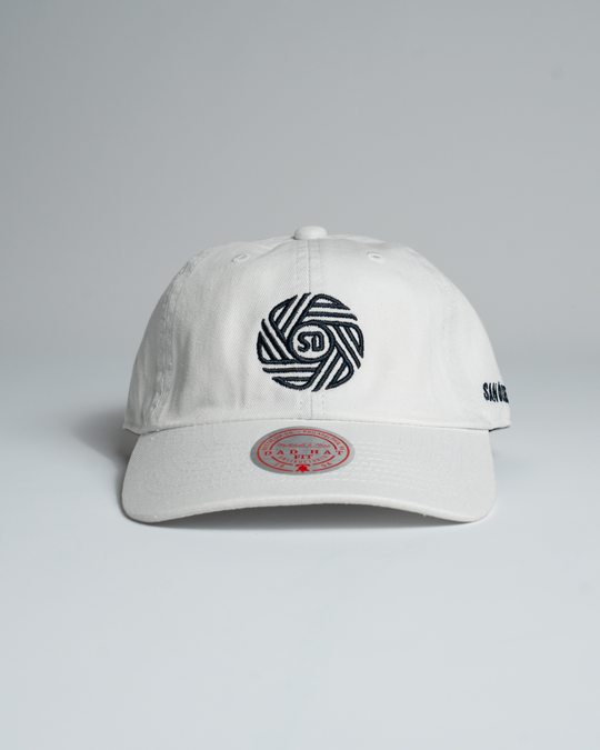 The Flow M&N Dad Cap in White