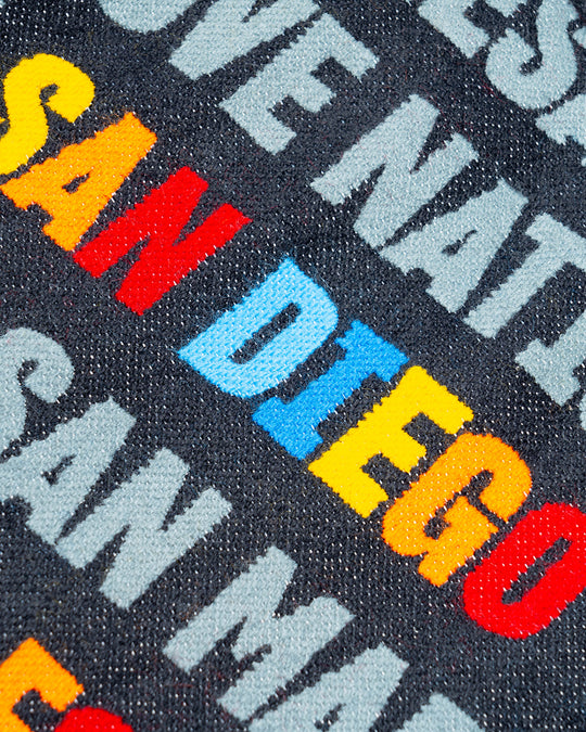 18SomosUno City Scarf